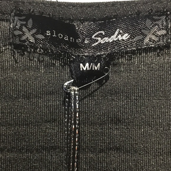 Sloane and Sadie. Red and black dazzling blouse dress (Ladies) - Picture 3 of 3